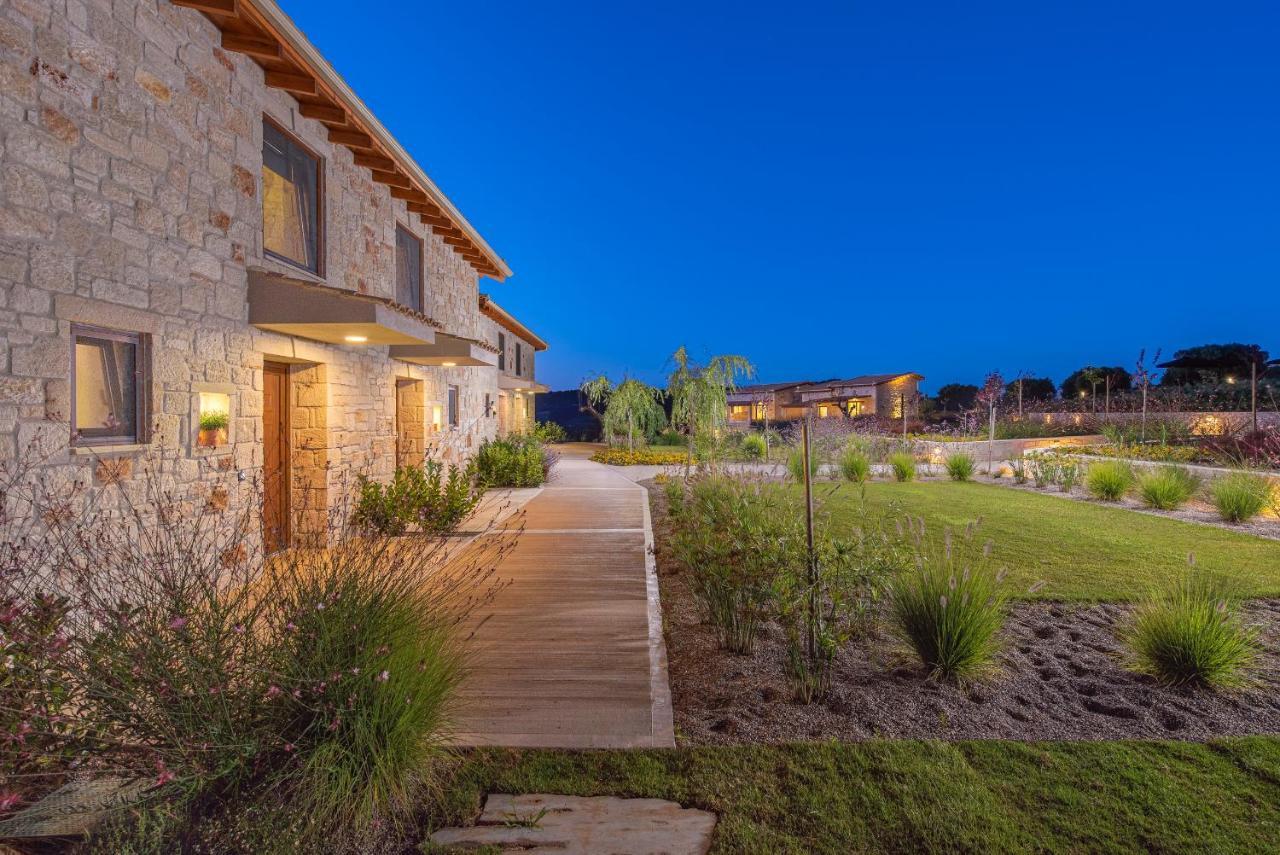 Mint Retreat Suites (Adults Only) Kalandra Exterior photo