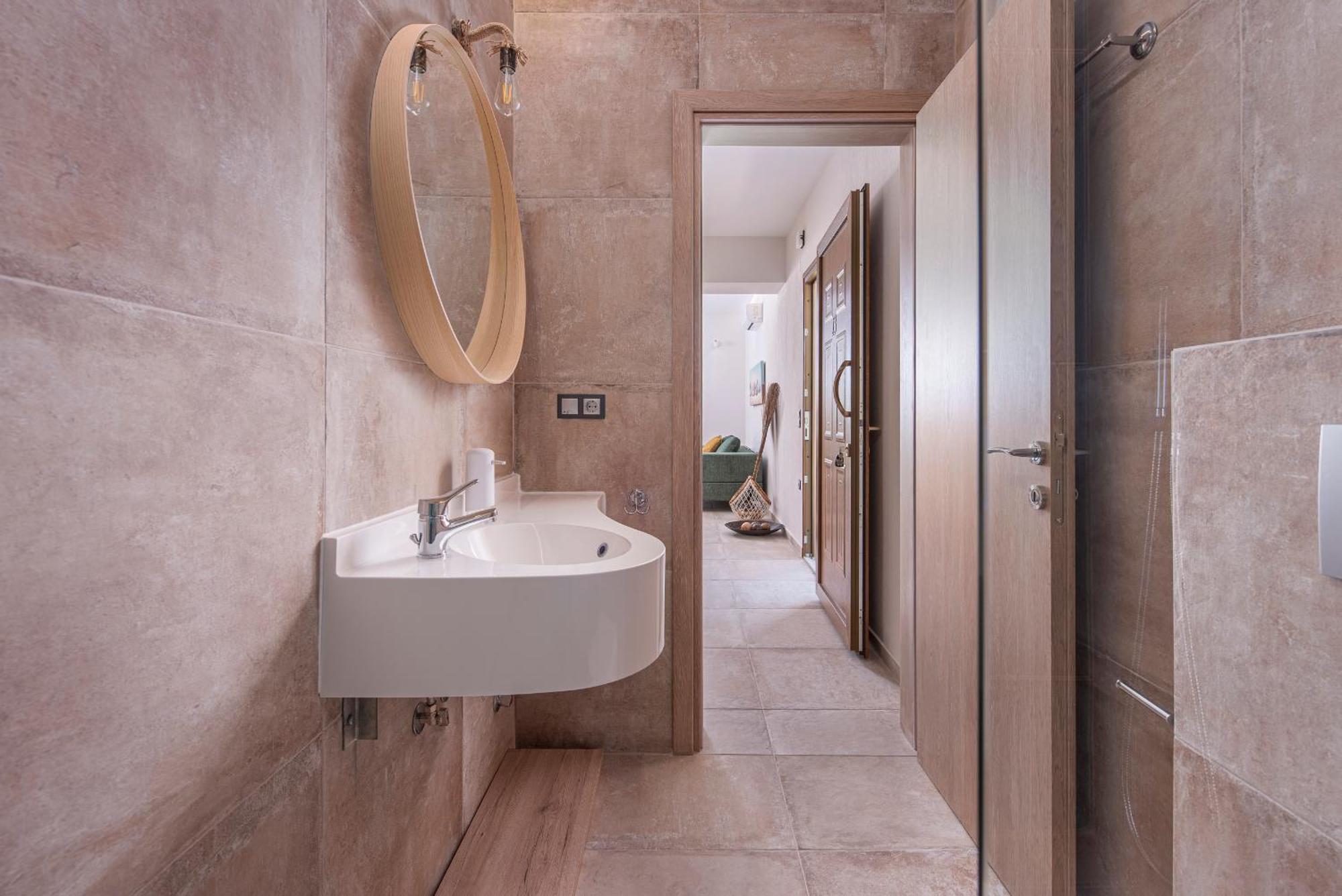 Mint Retreat Suites (Adults Only) Kalandra Room photo